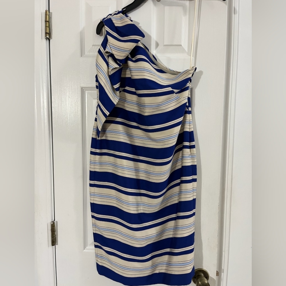 Banana republic dress, brand new without tag, never worn.